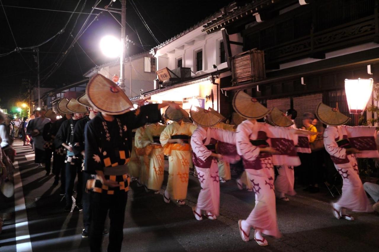 富山镇酒店 外观 照片